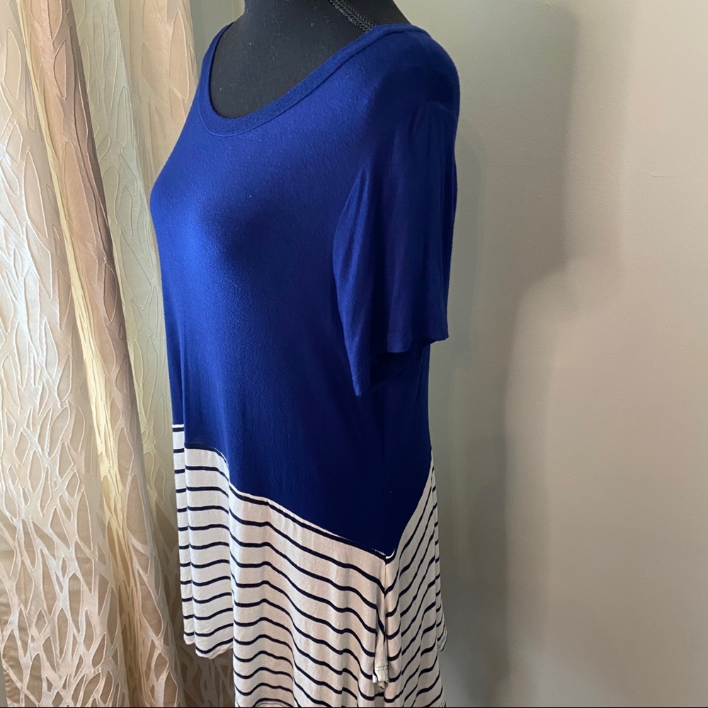 Color Block Striped Tunic Tee - Picture 2 of 7